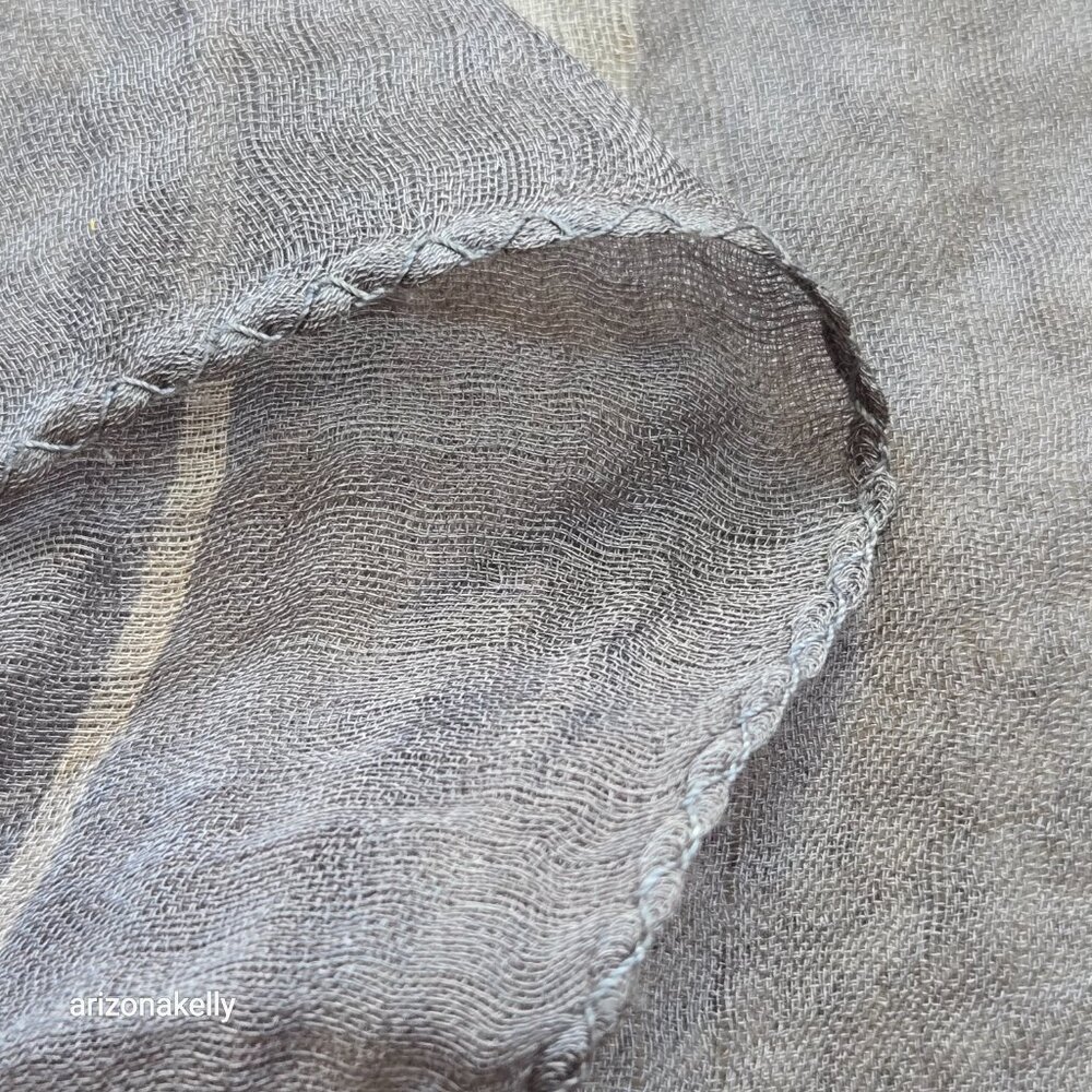 Alexander McQueen Silk Skull Scarf Light Grey - Picture 5 of 9